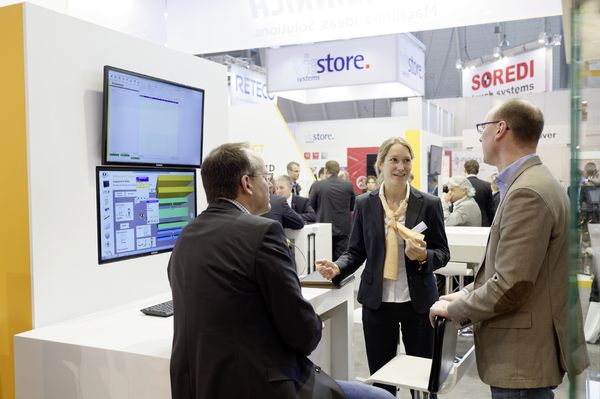 Jungheinrich продемонстрировала модернизированную систему управления складом на выставке СеBIT 2015