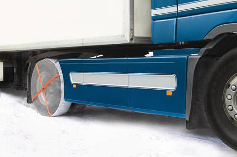 Норвежская AutoSock представила уникальные чехлы противоскольжения для грузовых автомобилей